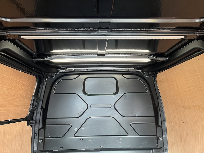 Ford 2.0 280 EcoBlue Limited Panel Van 5dr Diesel Manual L1 H1 Euro 6 (s/s) (130 ps)