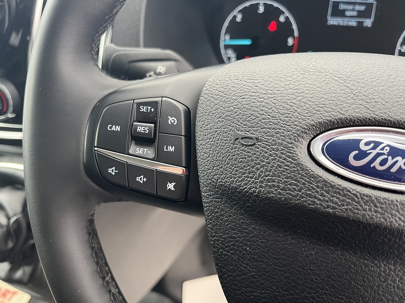 Ford 2.0 280 EcoBlue Limited Panel Van 5dr Diesel Manual L1 H1 Euro 6 (s/s) (130 ps)