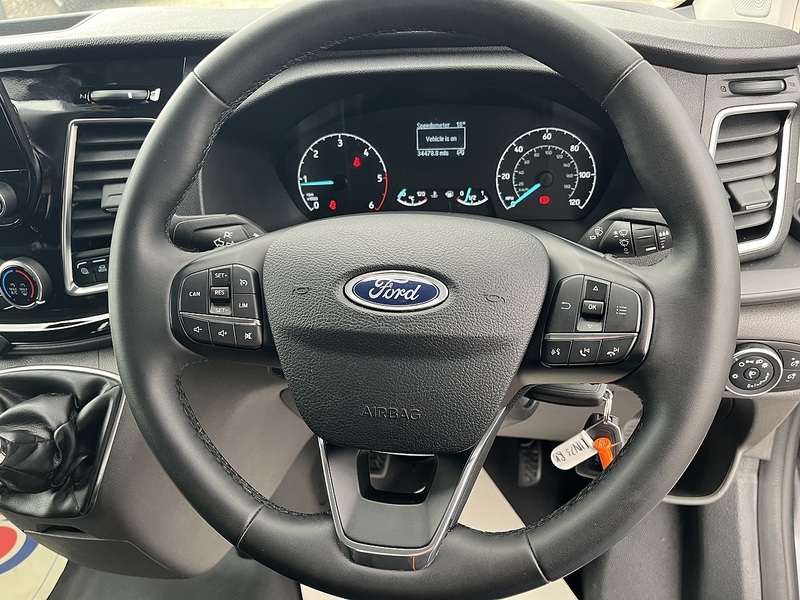 Ford 2.0 280 EcoBlue Limited Panel Van 5dr Diesel Manual L1 H1 Euro 6 (s/s) (130 ps)