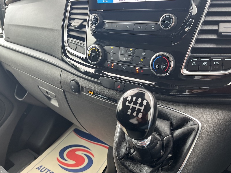 Ford 2.0 280 EcoBlue Limited Panel Van 5dr Diesel Manual L1 H1 Euro 6 (s/s) (130 ps)