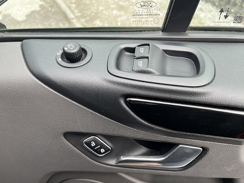 Ford 2.0 280 EcoBlue Limited Panel Van 5dr Diesel Manual L1 H1 Euro 6 (s/s) (130 ps)