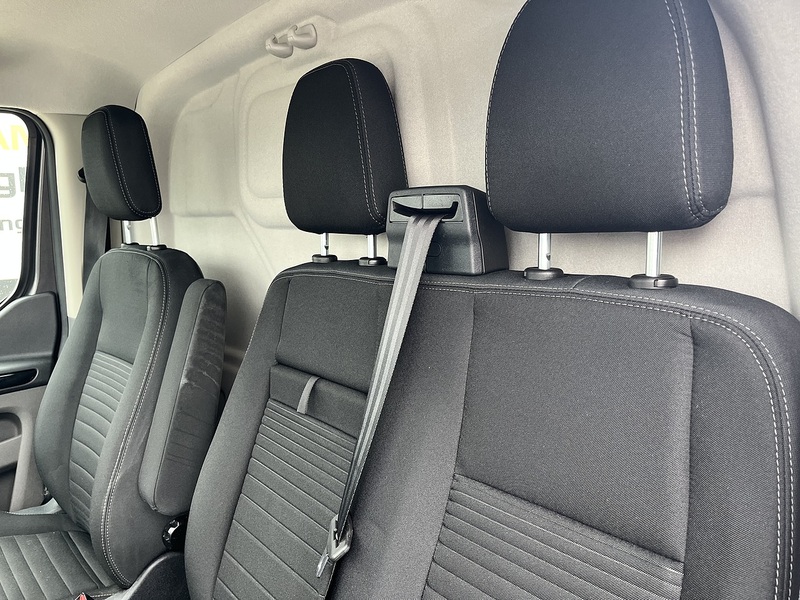 Ford 2.0 280 EcoBlue Limited Panel Van 5dr Diesel Manual L1 H1 Euro 6 (s/s) (130 ps)