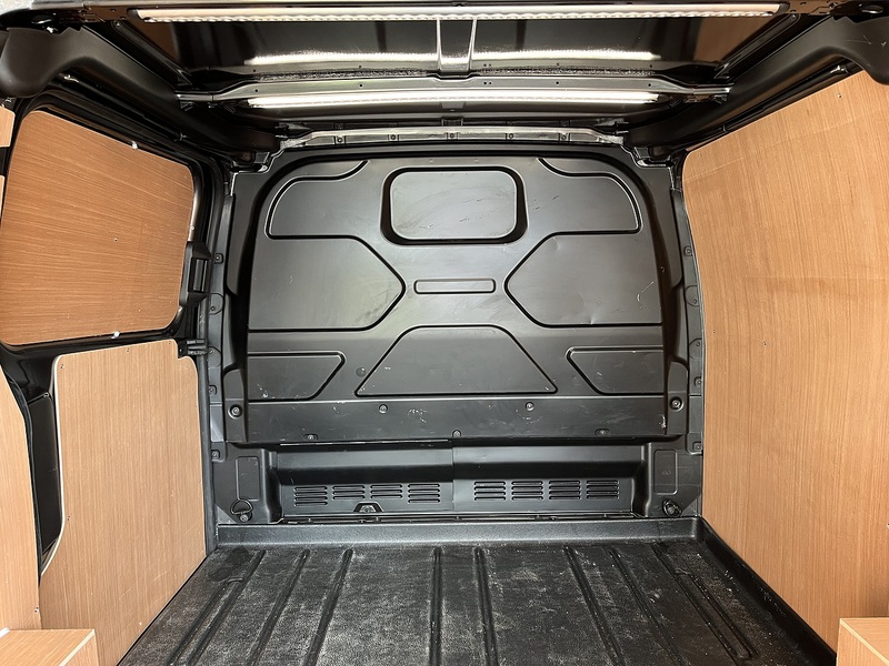 Ford 2.0 280 EcoBlue Limited Panel Van 5dr Diesel Manual L1 H1 Euro 6 (s/s) (130 ps)
