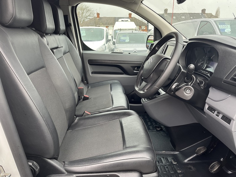 Vauxhall 1.5 Turbo D 2900 Dynamic Panel Van 6dr Diesel Manual L1 H1 Euro 6 (s/s) (100 ps)