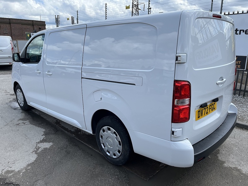 Vauxhall 1.5 Turbo D 2900 Sportive Panel Van 6dr Diesel Manual L2 H1 Euro 6 (s/s) (100 ps)