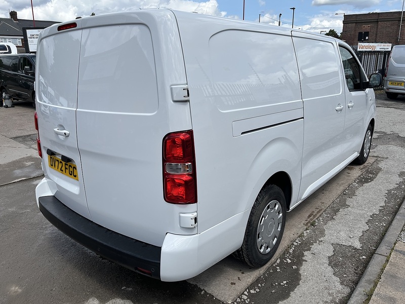 Vauxhall 1.5 Turbo D 2900 Sportive Panel Van 6dr Diesel Manual L2 H1 Euro 6 (s/s) (100 ps)