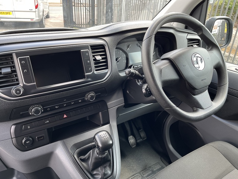 Vauxhall 1.5 Turbo D 2900 Sportive Panel Van 6dr Diesel Manual L2 H1 Euro 6 (s/s) (100 ps)