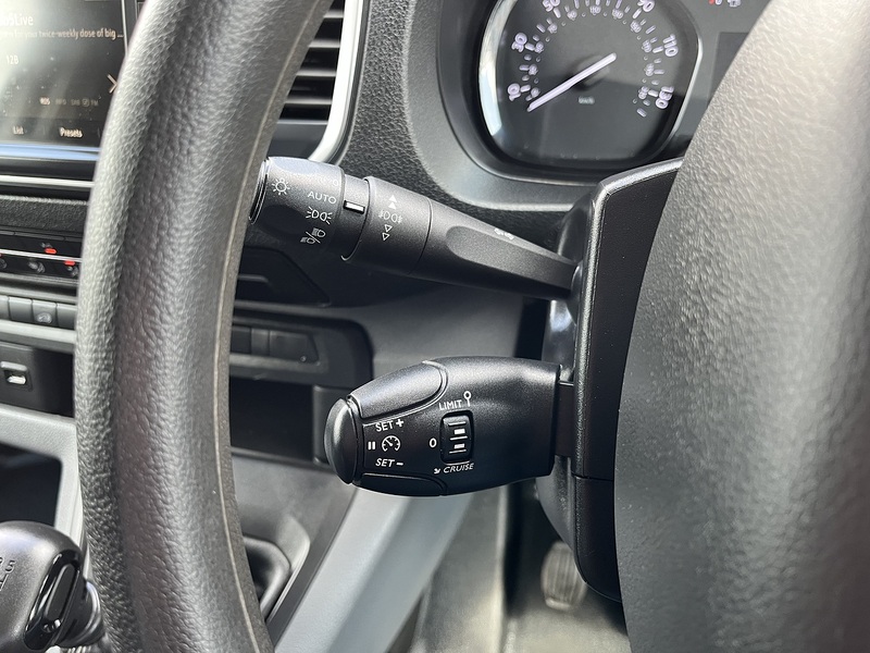 Vauxhall 1.5 Turbo D 2900 Sportive Panel Van 6dr Diesel Manual L2 H1 Euro 6 (s/s) (100 ps)