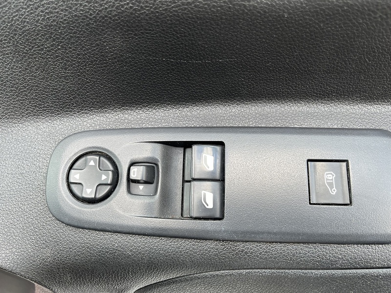 Vauxhall 1.6CDTi 100 SPORTIVE 2300 L1 (ULEZ/EU6)