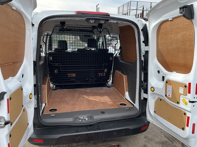 Ford 1.5 230 EcoBlue Leader Crew Van Double Cab 6dr Diesel Manual L2 Euro 6 (s/s) (100 ps)