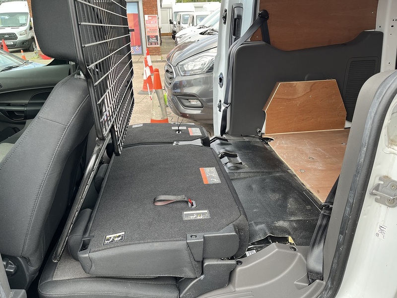 Ford 1.5 230 EcoBlue Leader Crew Van Double Cab 6dr Diesel Manual L2 Euro 6 (s/s) (100 ps)