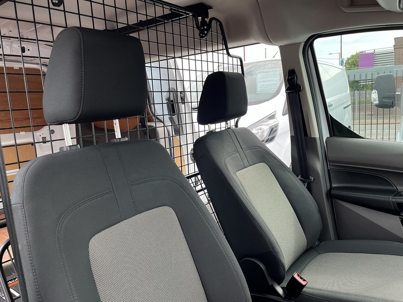 Ford 1.5 230 EcoBlue Leader Crew Van Double Cab 6dr Diesel Manual L2 Euro 6 (s/s) (100 ps)