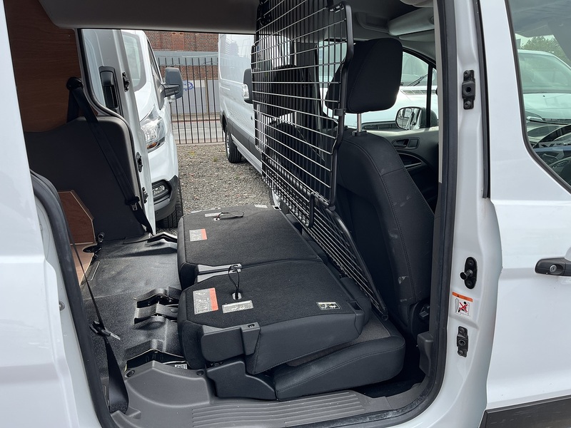 Ford 1.5 230 EcoBlue Leader Crew Van Double Cab 6dr Diesel Manual L2 Euro 6 (s/s) (100 ps)