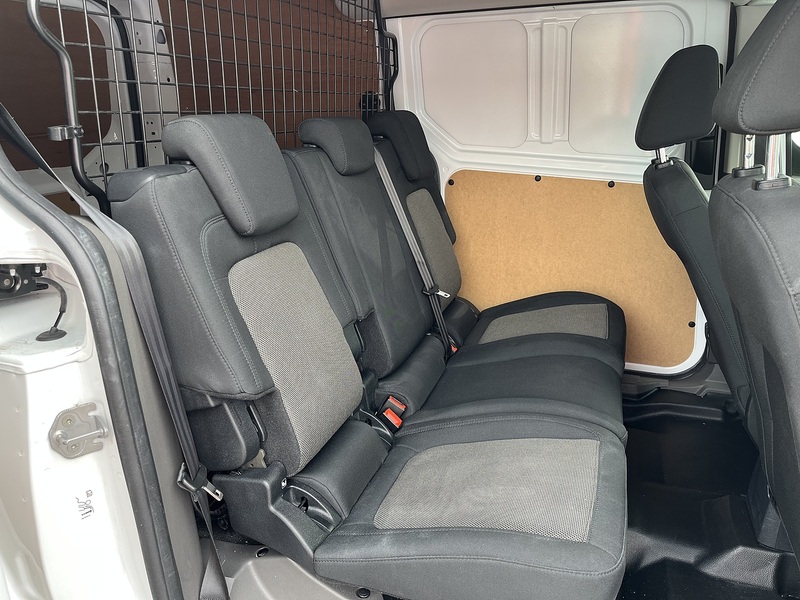 Ford 1.5 230 EcoBlue Leader Crew Van Double Cab 6dr Diesel Manual L2 Euro 6 (s/s) (100 ps)