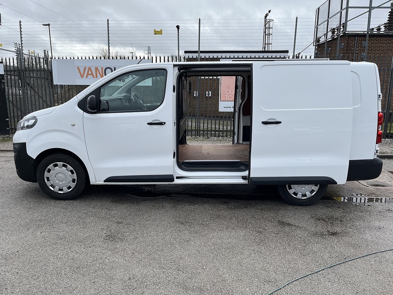 Vauxhall 1.5 Turbo D 2900 Dynamic Panel Van 6dr Diesel Manual L2 H1 Euro 6 (s/s) (100 ps)