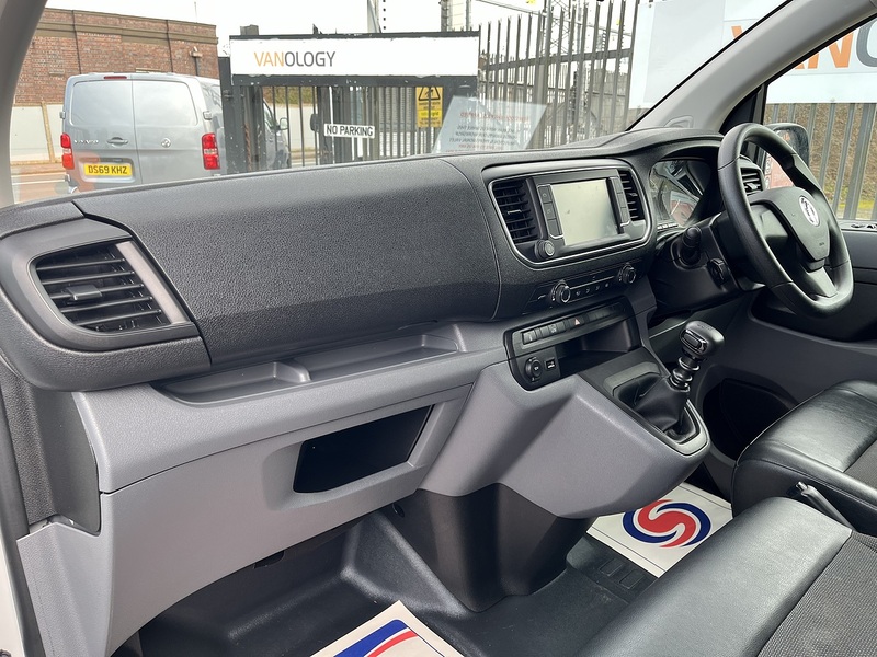 Vauxhall 1.5 Turbo D 2900 Dynamic Panel Van 6dr Diesel Manual L2 H1 Euro 6 (s/s) (100 ps)