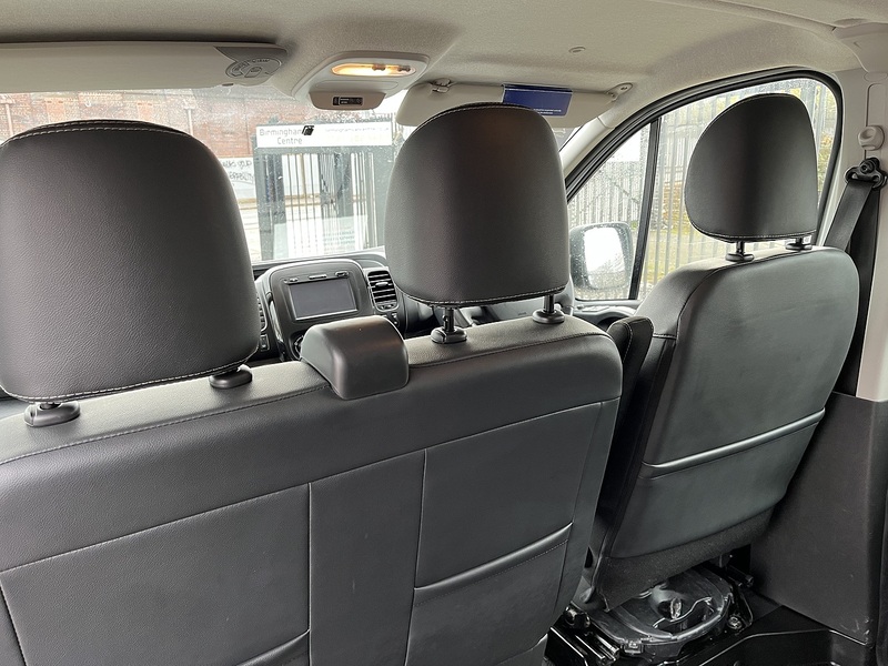 Vauxhall 1.6 CDTi 2900 Sportive Crew Van Double Cab 5dr Diesel Manual L2 H1 Euro 6 (6 Seat) (120 ps)