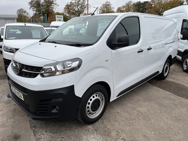 Vauxhall 2.0 Turbo D 3100 Dynamic Panel Van 6dr Diesel Auto L2 H1 Euro 6 (s/s) (145 ps)