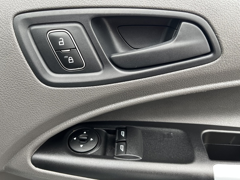 Ford 1.0 210 EcoBoost Trend Panel Van 5dr Petrol Manual L2 Euro 6 (s/s) (100 ps)