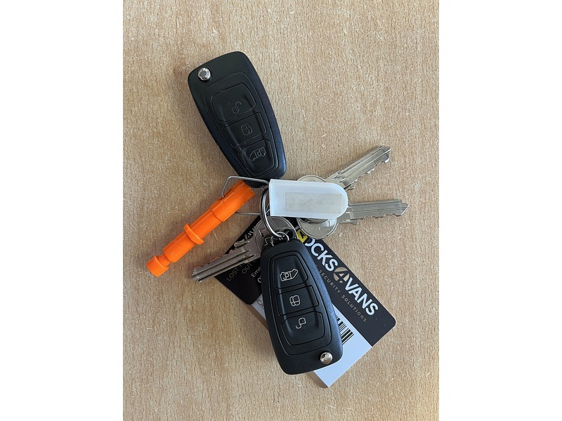 Ford 2.0 TDCi 290 Limited Panel Van 5dr Diesel Manual L1 H1 (163 g/km, 128 bhp)