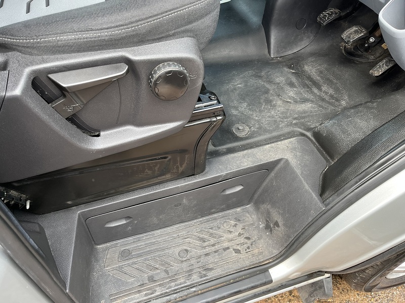 Ford 2.0 TDCi 290 Limited Panel Van 5dr Diesel Manual L1 H1 (163 g/km, 128 bhp)