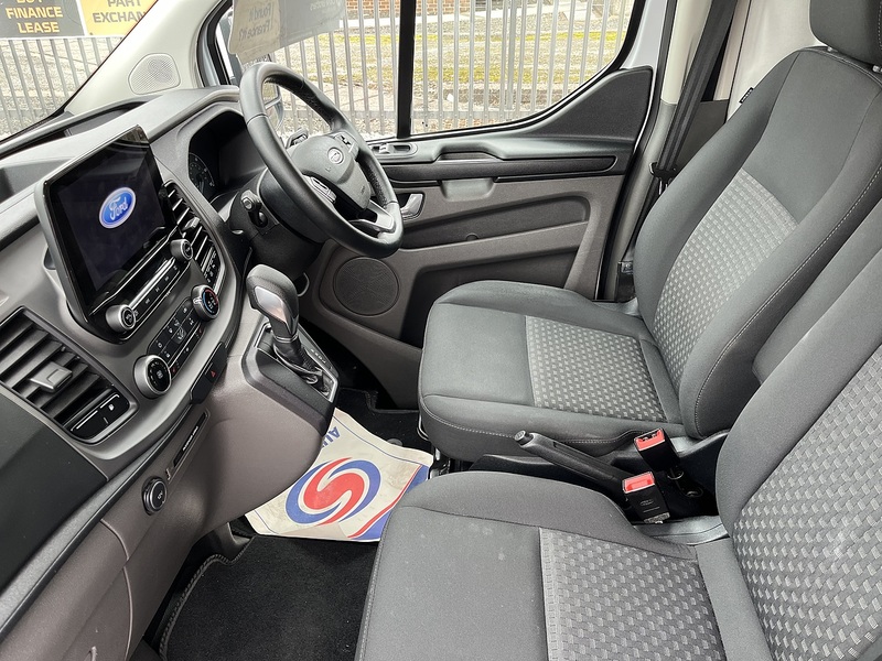 Ford 1.0 340 EcoBoost 13.6kWh Trend Panel Van 5dr Petrol Plug-in Hybrid Auto L1 H1 Euro 6 (126 ps)