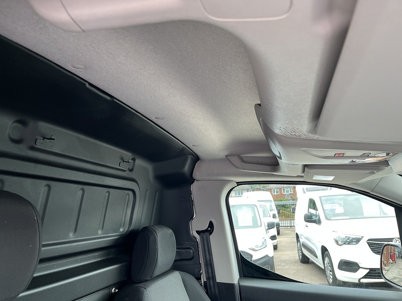 Toyota 1.5 BlueHDi Active Short Panel Van 5dr Diesel Manual SWB Euro 6 (s/s) (100 bhp)