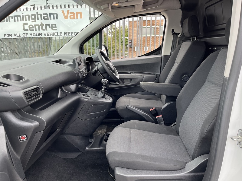 Toyota 1.5 BlueHDi Active Short Panel Van 5dr Diesel Manual SWB Euro 6 (s/s) (100 bhp)