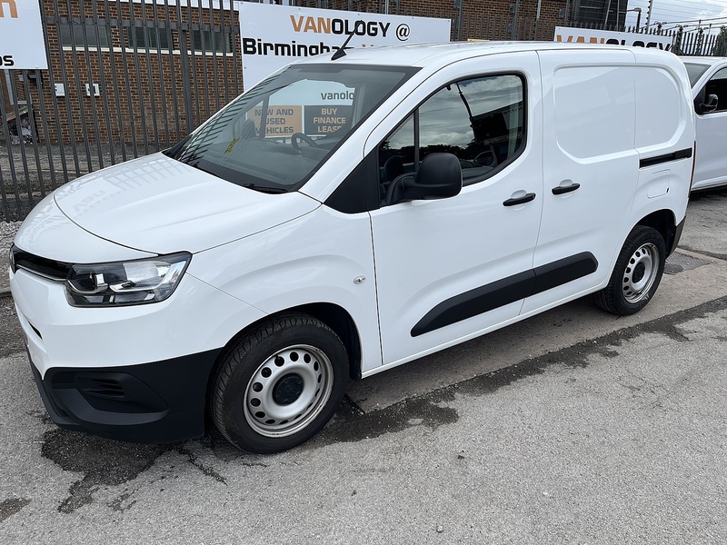 Toyota 1.5 BlueHDi Active Short Panel Van 5dr Diesel Manual SWB Euro 6 (s/s) (100 bhp)