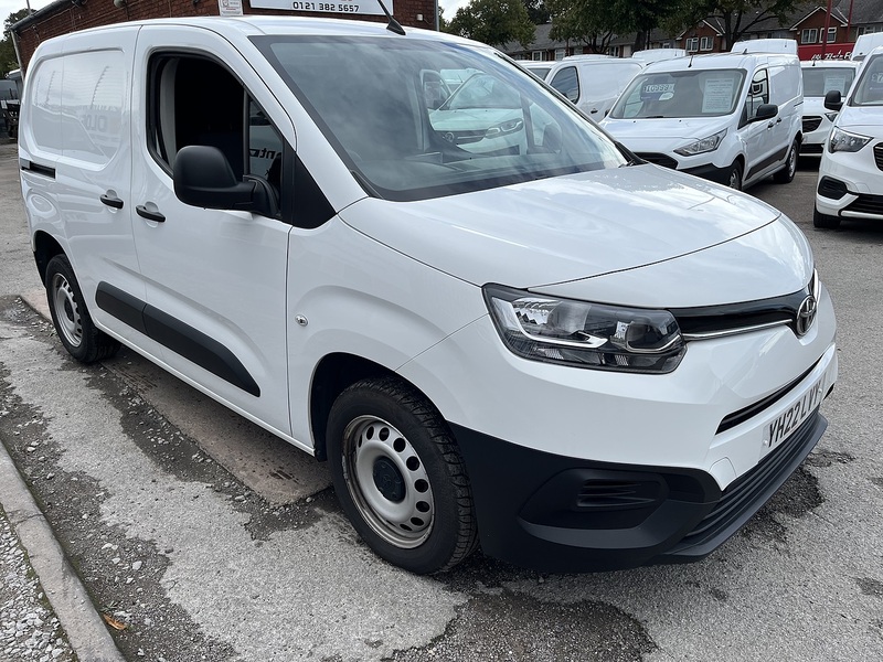 Toyota 1.5 BlueHDi Active Short Panel Van 5dr Diesel Manual SWB Euro 6 (s/s) (100 bhp)