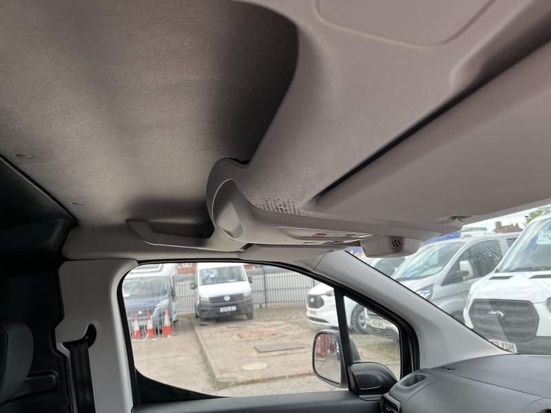 Vauxhall SPORTIVE 1.5CDTi 100 L2 LWB 2300 VAN