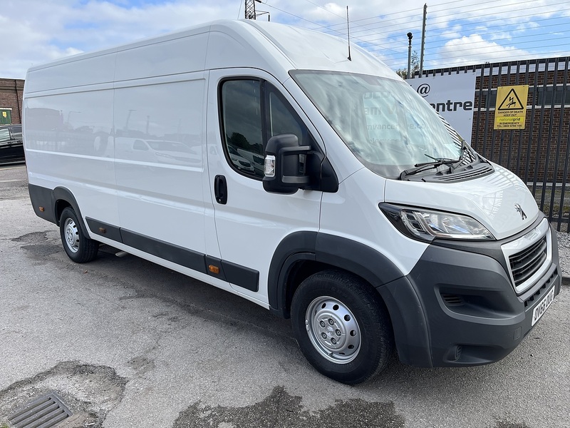 Peugeot 2.0 BlueHDi 435 Professional Panel Van 5dr Diesel Manual L4 H2 EU6 (130 ps)