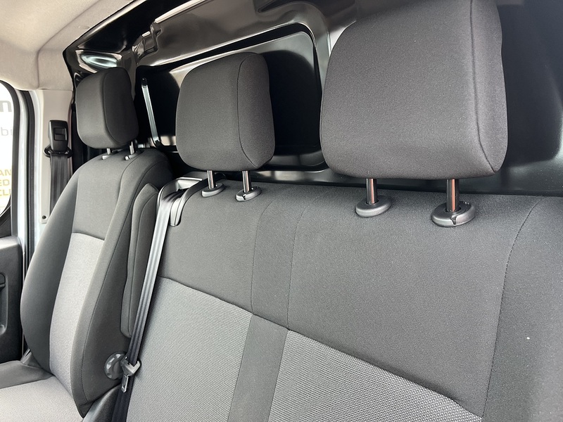 Vauxhall 1.5CDTi 100 L2 LWB PRIME 2900 (ULEZ)