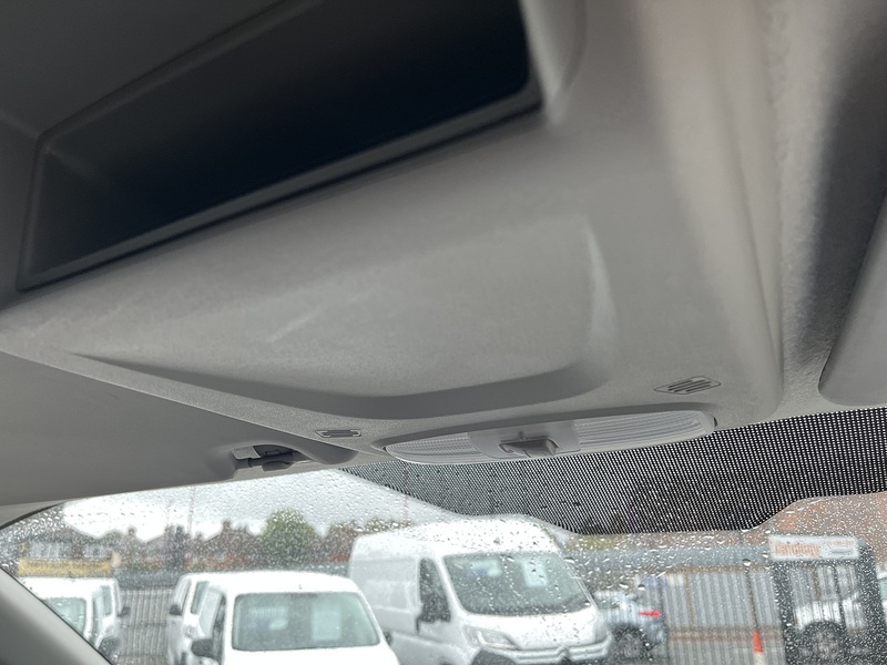 Ford 2.0TDCi 300 L1 SWB (AIRCON) 