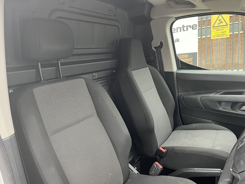 Peugeot 1.5 BlueHDi 650 S Standard Panel Van 5dr Diesel Manual SWB Euro 6 (s/s) (75 bhp)