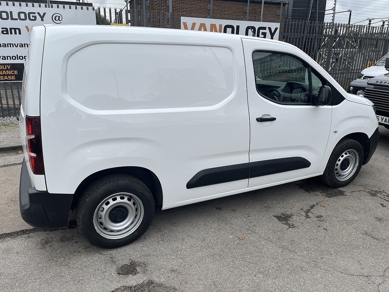 Peugeot 1.5 BlueHDi 650 S Standard Panel Van 5dr Diesel Manual SWB Euro 6 (s/s) (75 bhp)