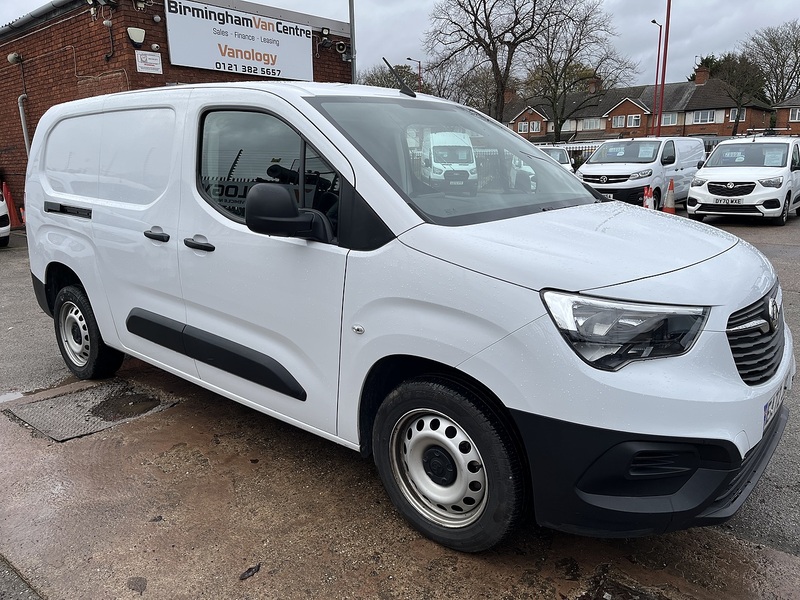 Vauxhall 1.5 Turbo D 2300 Dynamic Panel Van 6dr Diesel Manual L2 H1 Euro 6 (100 ps)