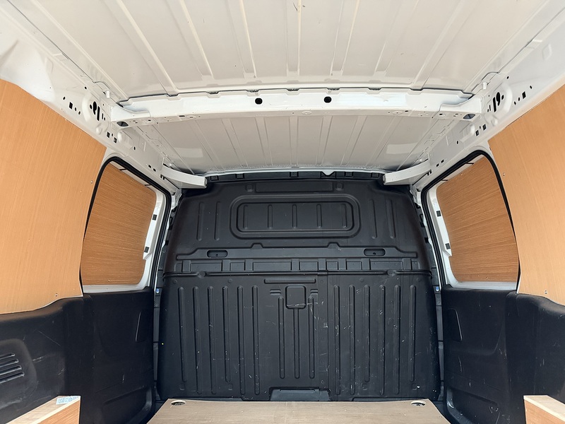 Vauxhall 1.5 Turbo D 2300 Dynamic Panel Van 6dr Diesel Manual L2 H1 Euro 6 (100 ps)