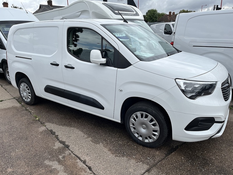 Vauxhall 1.5 Turbo D 2300 Sportive Panel Van 6dr Diesel Manual L2 H1 Euro 6 (s/s) (100 ps)