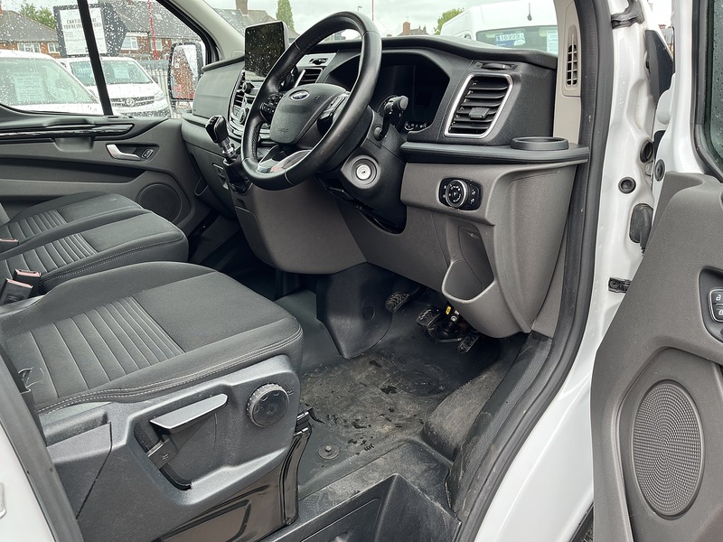 Ford 2.0 300 EcoBlue Limited Panel Van 5dr Diesel Manual L2 H1 Euro 6 (s/s) (130 ps)