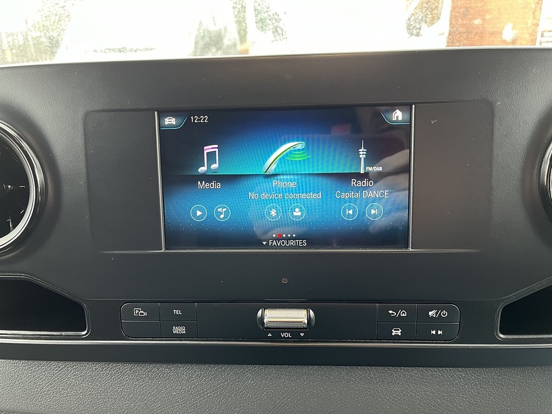 Mercedes-Benz 2.0 315 CDI Premium Panel Van 5dr Diesel Manual FWD L2 H2 Euro 6 (s/s) (150 ps)