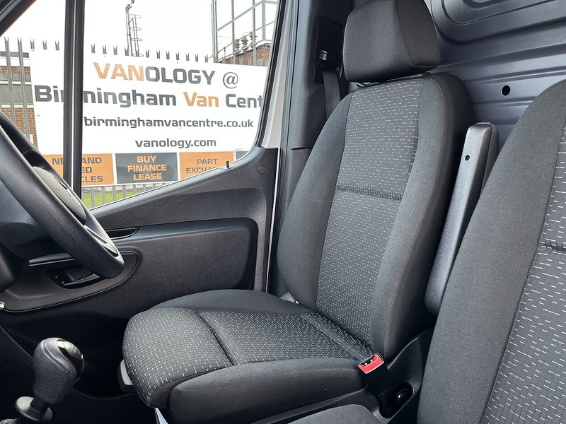 Mercedes-Benz 2.0 315 CDI Premium Panel Van 5dr Diesel Manual FWD L2 H2 Euro 6 (s/s) (150 ps)