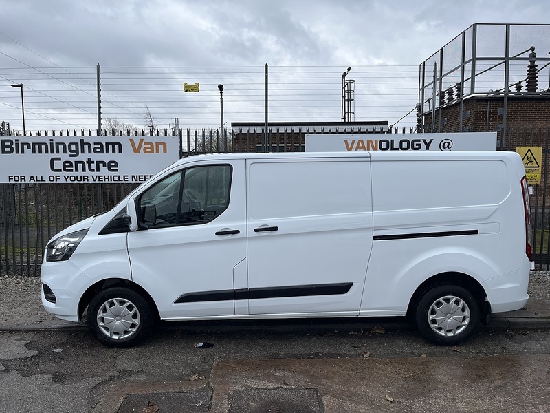 Ford 2.0 300 EcoBlue Trend Panel Van 5dr Diesel Manual L2 H1 Euro 6 (130 ps)