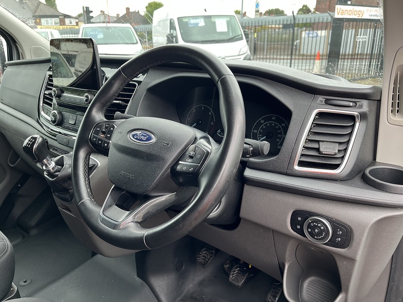 Ford 2.0 300 EcoBlue Limited Panel Van 5dr Diesel Manual L2 H1 Euro 6 (130 ps)