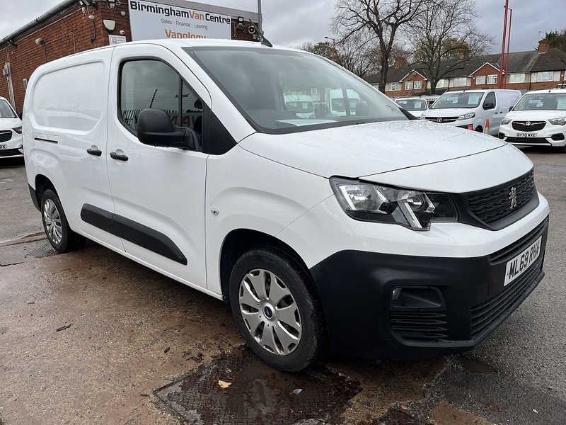 Peugeot 1.5 BlueHDi 950 Professional Long Panel Van 6dr Diesel Manual LWB Euro 6 (100 bhp)