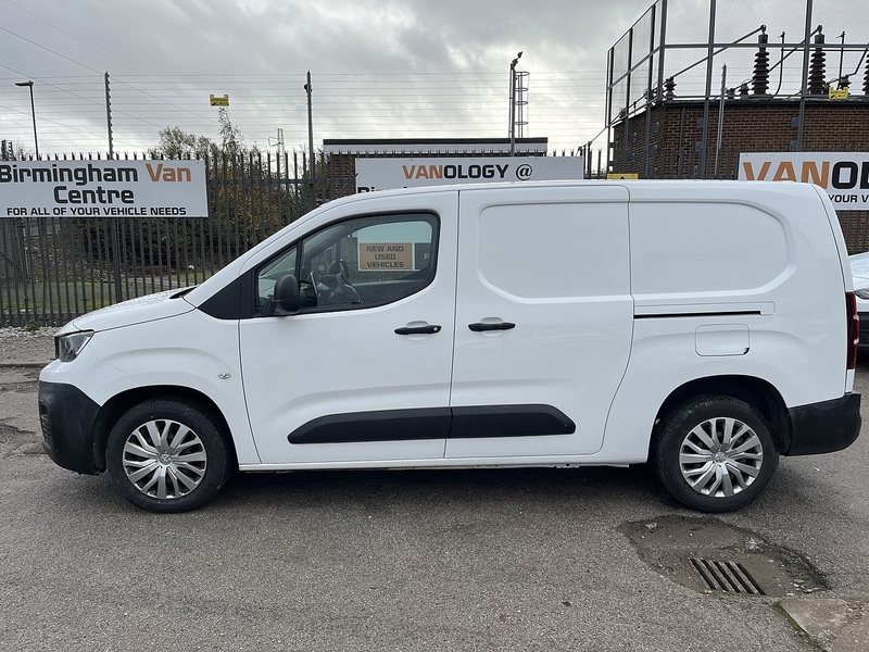 Peugeot 1.5 BlueHDi 950 Professional Long Panel Van 6dr Diesel Manual LWB Euro 6 (100 bhp)