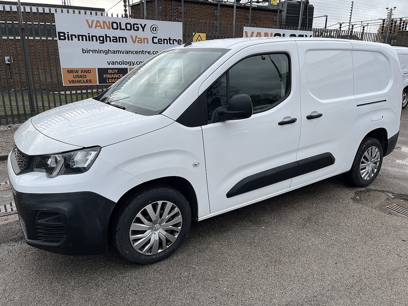 Peugeot 1.5 BlueHDi 950 Professional Long Panel Van 6dr Diesel Manual LWB Euro 6 (100 bhp)