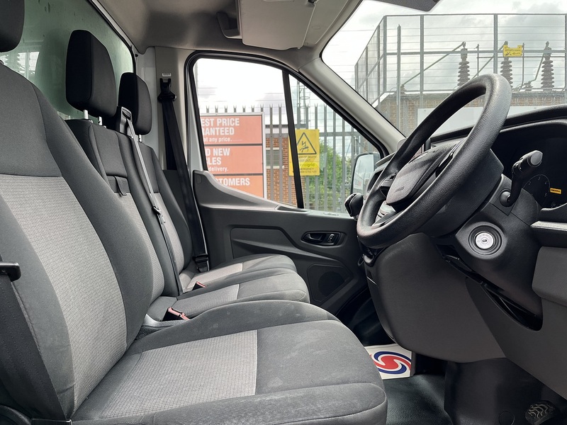 Ford 350 LUTON L4 2.0TDCi DRW AIRCON TAIL-LIFT