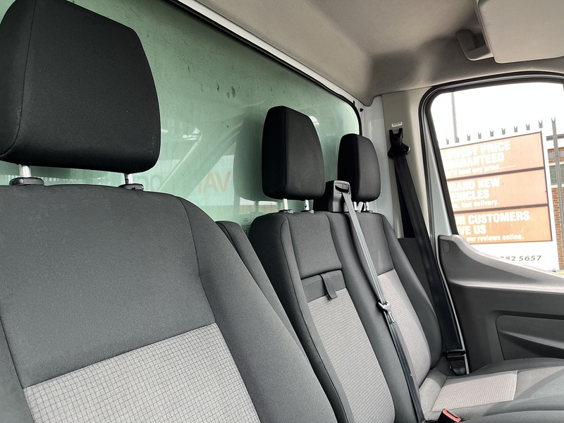 Ford 350 LUTON L4 2.0TDCi DRW AIRCON TAIL-LIFT