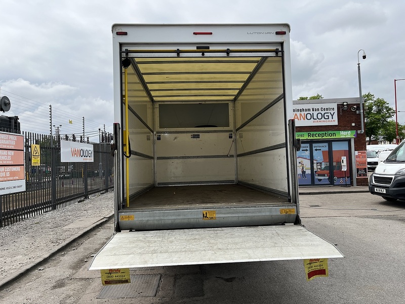 Ford 350 LUTON L4 2.0TDCi DRW AIRCON TAIL-LIFT